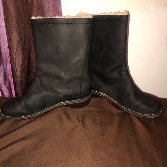 Ugg pure water resistance boots - Picture 3 of 5